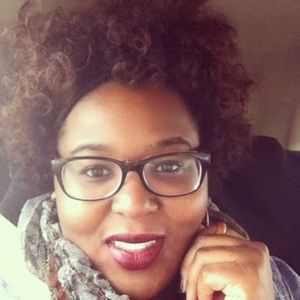 Meet your Posher, Vanessa